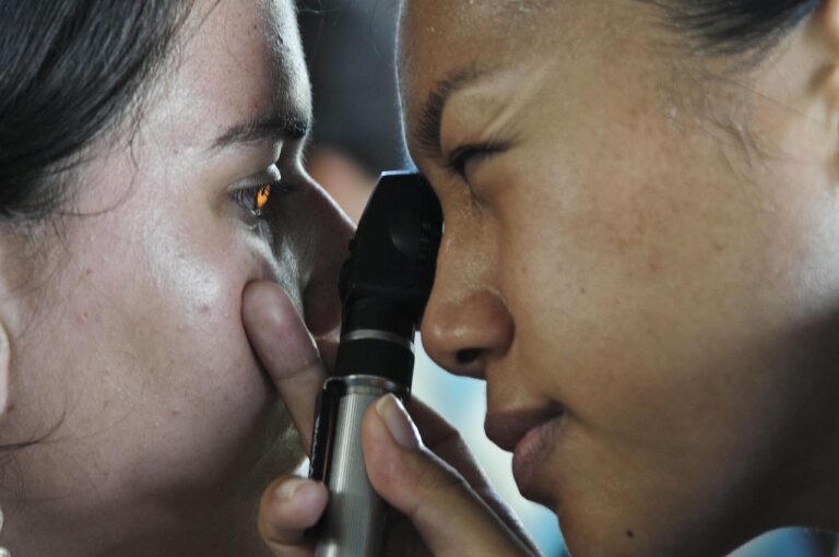 Miopie hipermetropie si astigmatism diferente cauze si corectie optica